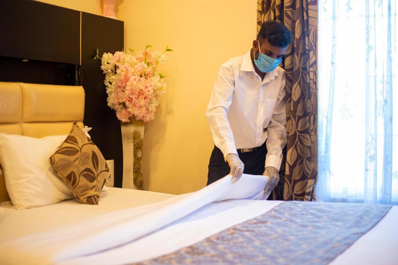 Hotel Ragavendra Rameswaram Extérieur photo
